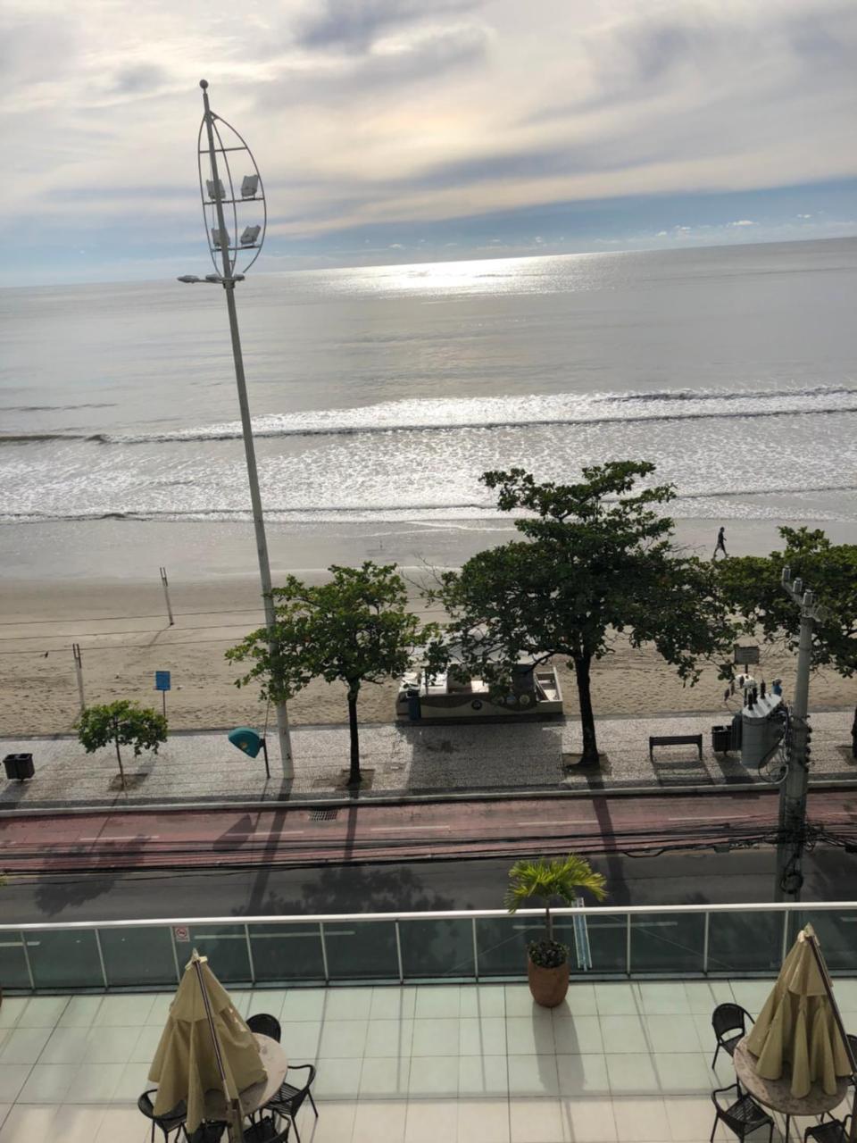 Апартаменти Baln Camboriu - Beira Mar Балнеаріу-Камборіу Екстер'єр фото